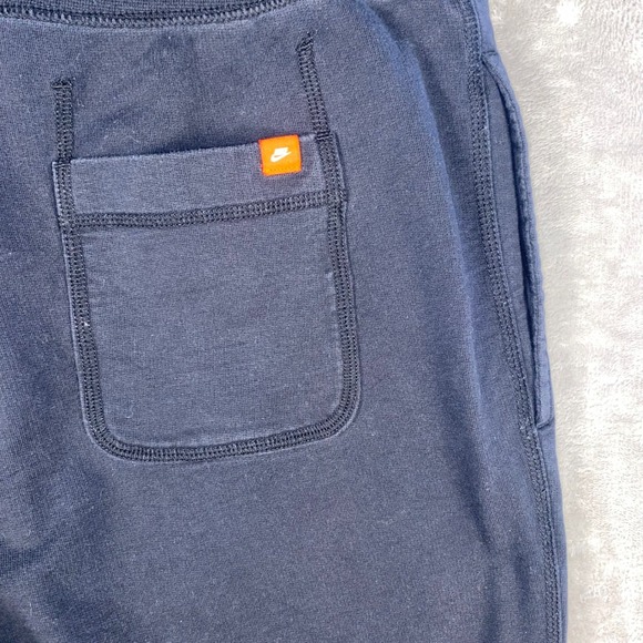 Nike Men's Black Jogger Sweatpants Elastic Waist Drawstring Logo Size XL - Picture 7 of 10